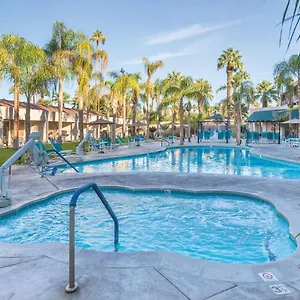 https://worldmark-palm-springs.palm-springs-ca-hotels.com