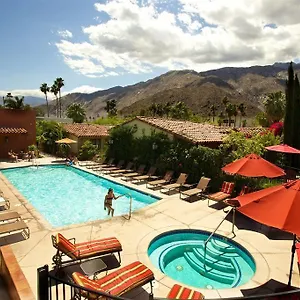 https://los-arboles-hotel.palm-springs-ca-hotels.com